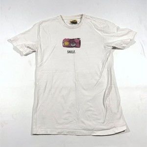 Chinatown Market Smiley Camera T-shirt Mens Graphic Printed Tee White Size M
